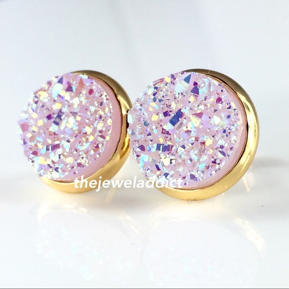3 for 15🎀lightest lavender faux druzy gold studs - Picture 3 of 5